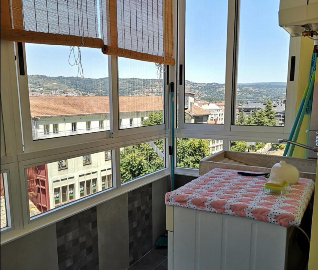 Piso Auditorio Ourense Apartment Exterior photo